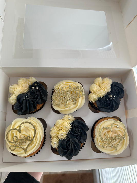 Engagement cupcakes