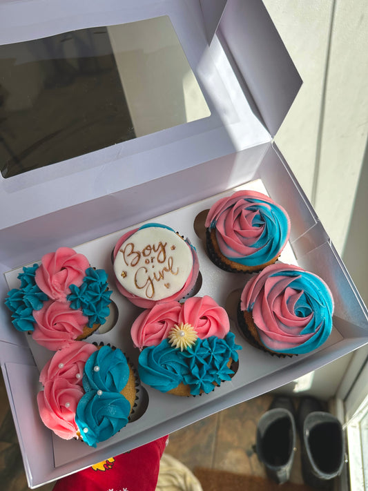 Gender reveal cupcakes